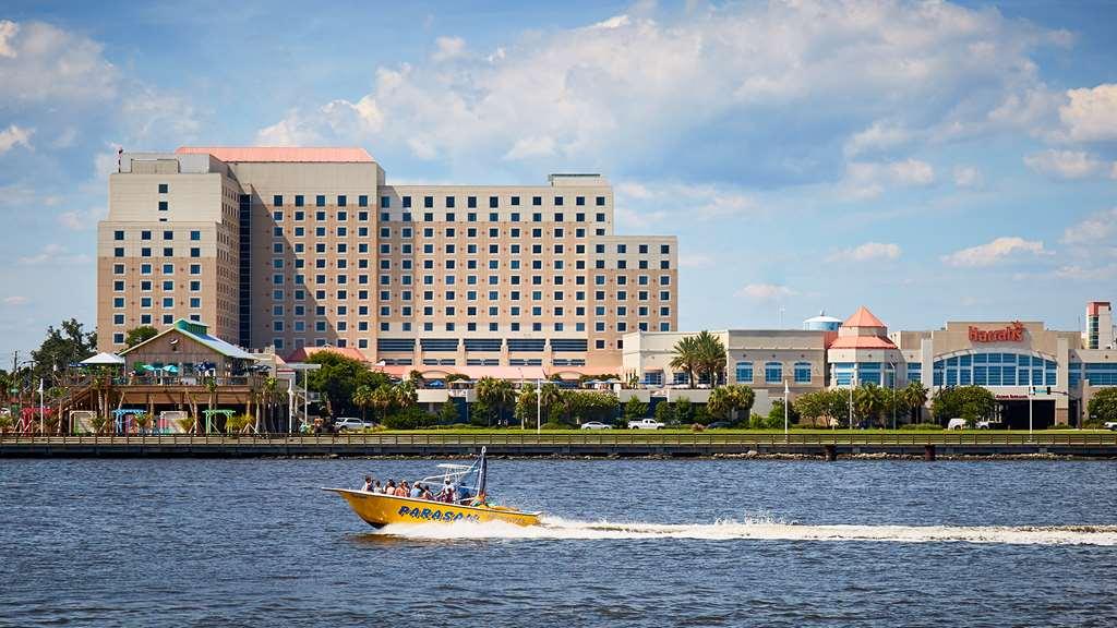 Harrah'S Gulf Coast Hotel & Casino Biloxi Exterior photo